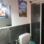 Casa Amari Zisa Ostello *