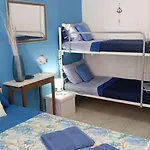 Casa Amari Zisa Ostello *