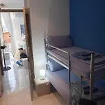 Casa Amari Zisa Ostello *
