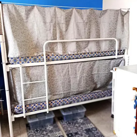 Casa Amari Zisa ホステル