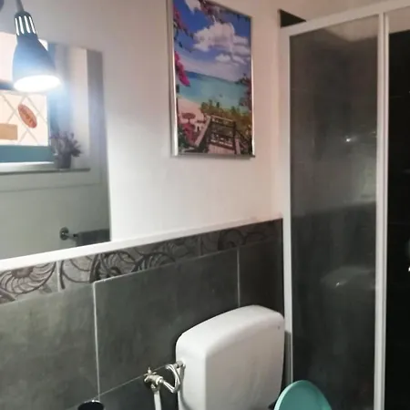 Casa Amari Zisa ホステル *
