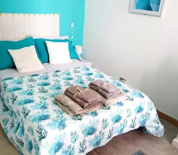 Casa Amari Zisa Hostel